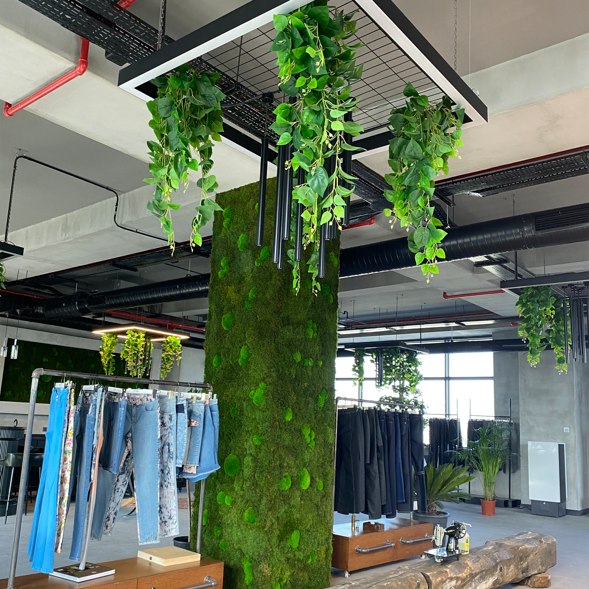 Lefaxx Tekstil iç mekan yosun duvar detayı ve sanatsal dikey peyzaj.